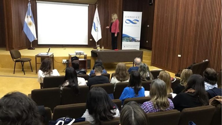 Curso de Ceremonial y Protocolo para personal del CONICET Bahía Blanca