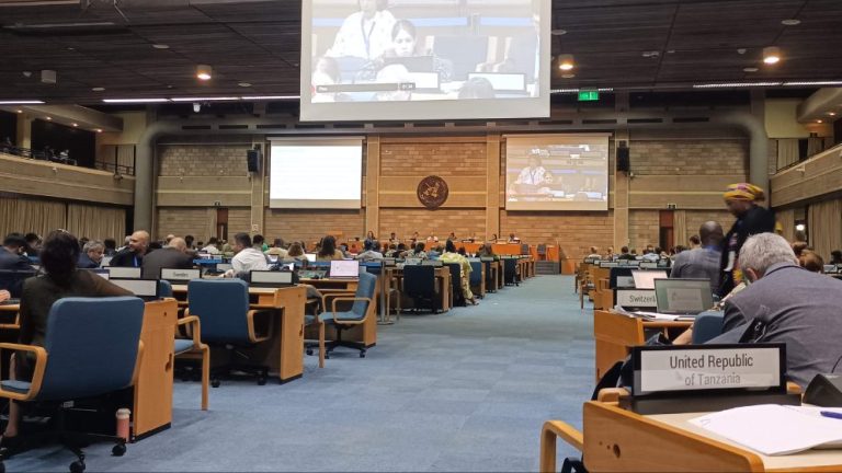 Reunión en sede del PNUMA en Nairobi, Kenia