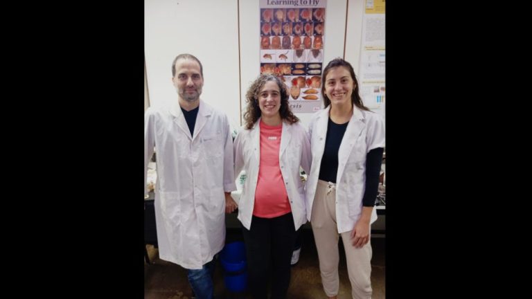 Garelli y equipo en el laboratorio - INIBIBB
