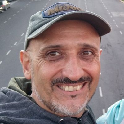 Dr. Marcelo Martínez